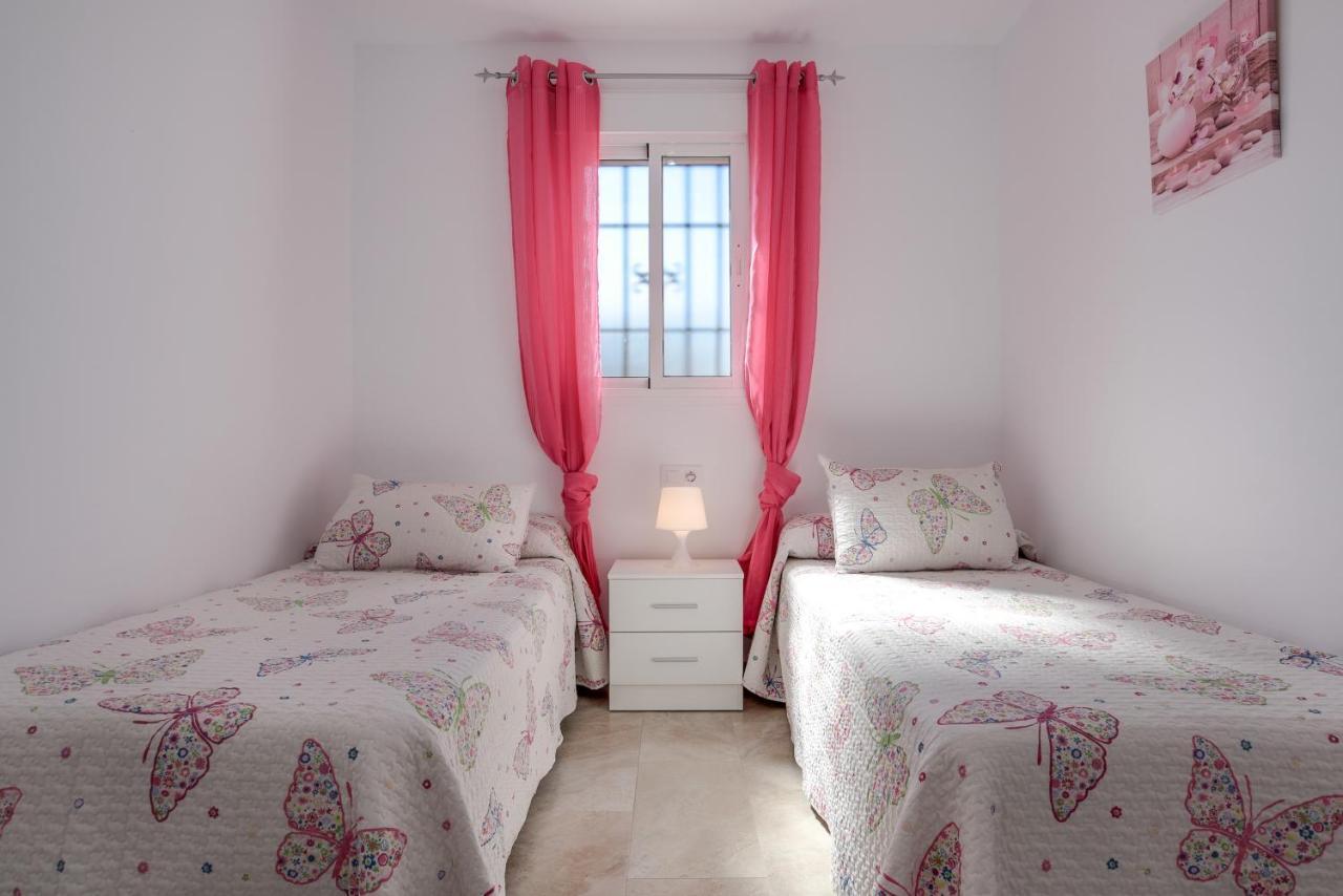 Apartamento Juan 1 โกนิล เด ลาฟรอนเตรา ภายนอก รูปภาพ